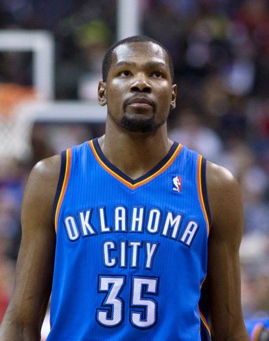 Peterduong838's tweet photo. NEW: NBA star Kevin Durant invested in Bitcoin in 2016 but was locked out of his Coinbase account until this week. 🚨

BTC was $650 then, now $117K, up 180x.

A $10K buy would be worth $1.8 MILLION today. 🔥 https://t.co/unvvO3wQed