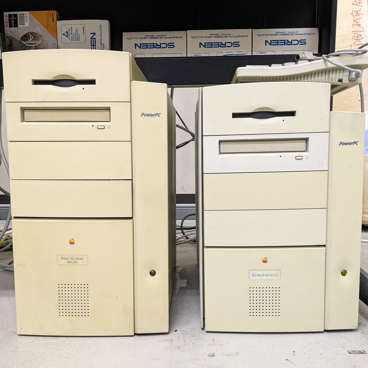 nippon_label's tweet image. #PowerMac がついにトラブル発生💻❓

起動したら「？」マークが🫢

ドラムスキャナ用の大事なアプリ入りMac
まだまだ現役でいてほしい！

別の1台で起動できたけど
少し不安は残ります…

これもヴィンテージMacならではかも?🍏

▼オリジナル商品はこちら▼
🍏ポンベル ▶︎ nlp.theshop.jp