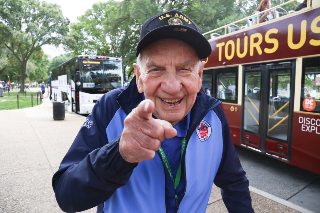 Stars and Stripes Honor Flight tweet media