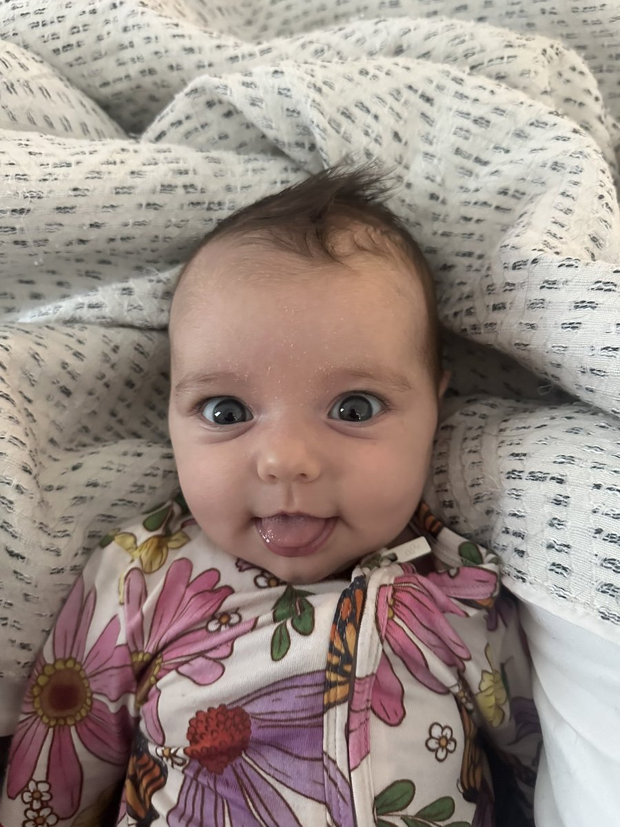 can’t believe it’s already been 2 months with our precious Tay Tay. time is going way too fast!

she’s loving baths, ceiling fans and hearing brother sing “twinkle twinkle” to soothe her when she cries 

we love you more every day baby girl 🤍