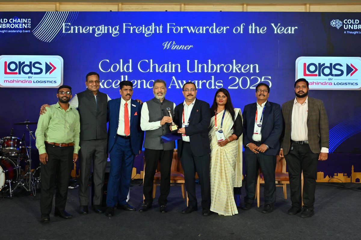 Mahindralog_MLL's tweet image. Proud to be recognized as the Emerging Freight Forwarder of the Year at the Cold Chain Excellence Awards 2025!

A big thank you to our teams, partners, investors &amp;amp; customers for being part of our journey in #IgnitingSuccess together.

#MahindraLogistics #ColdChain #Pharma