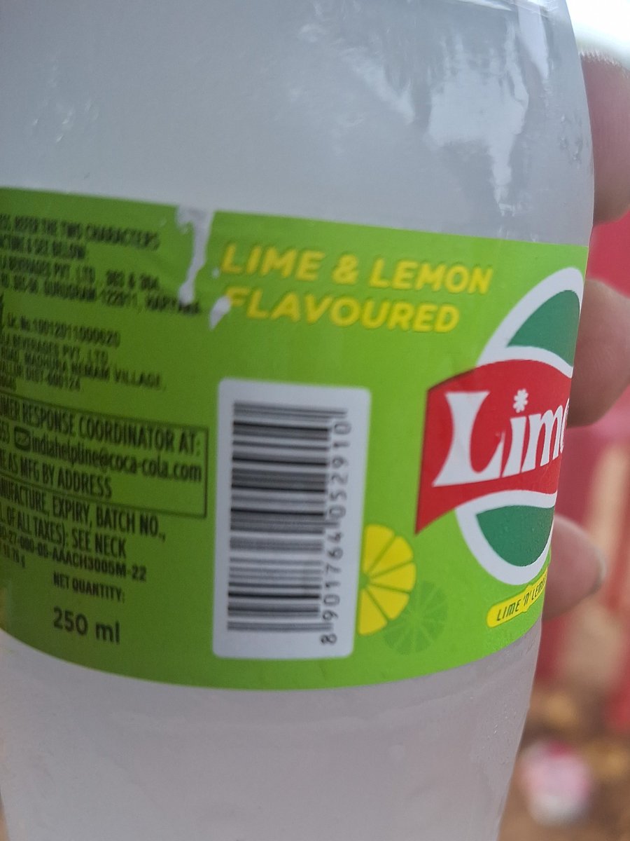arvindkkalyan's tweet image. bought #hindustanbeverage #limca softdrink at a vendor in Chennai marina beach. The cap came off easily &amp;amp; the limca softdrink tasted like soap water . Was sure its adulterated &amp;amp; threw the bottle with content. Not the 1st time 

@chennaicorp @chennaipolice_ @UpdatesChennai