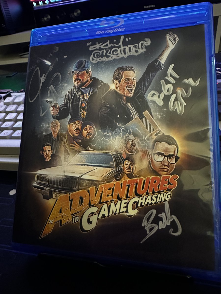 My most treasured possession. Rest in peace, Billy. I love you, and I’ll miss you.  #RIPBilly #GameChasers