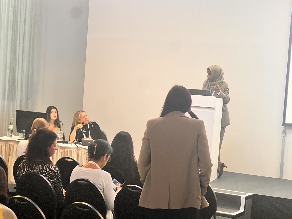 ⁦<a href="/stellakild/">Stella Kilduff, MD, MS</a>⁩ moderating a cutting edge kidney session ⁦<a href="/IptaPedsTx/">International Pediatric Transplant Association</a>⁩. #IPTA2025