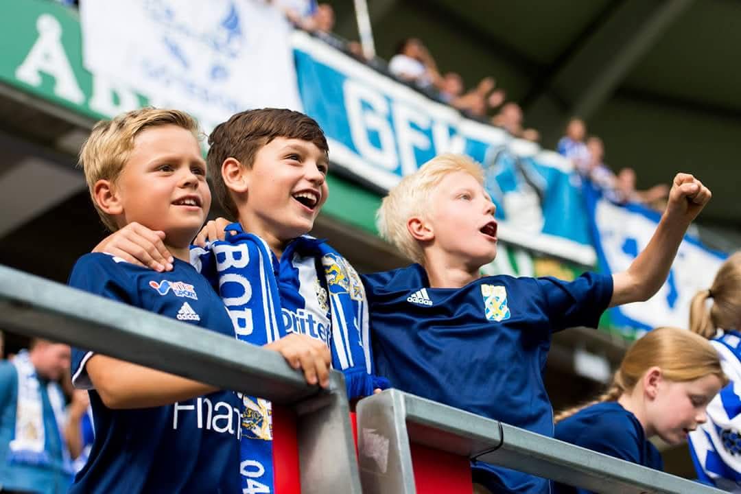 Älskar denna bilden 💙🤍 #ifkgbg
Linus Dahlgren Leon Dusi och Wille Nielsen IFK Göteborg P06 år 2015