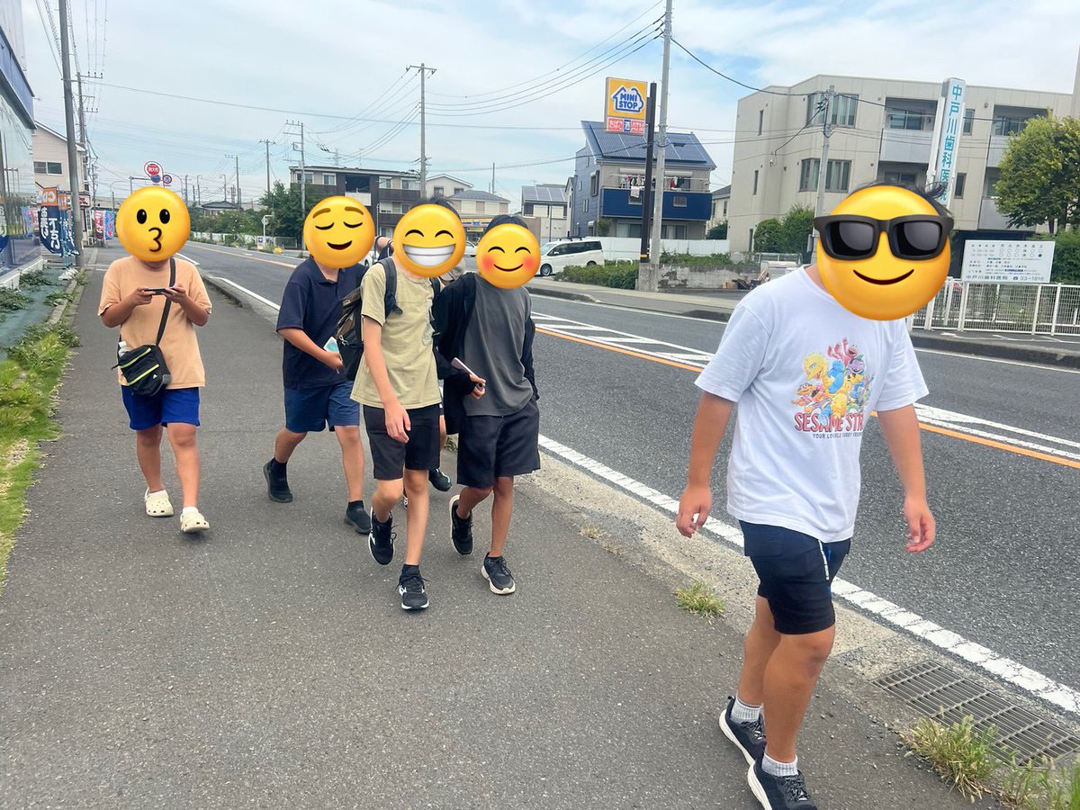 高認軍団・不登校軍団員達で、シェアハウスに入る子達は、体を動かしてお腹を空かせて自分達のご飯を自分達の手で作って食べる（管理栄養士のスタッフがいるお陰です）というルーティンを設けていますが、子供達に働くプラスの要素は強く感じます。