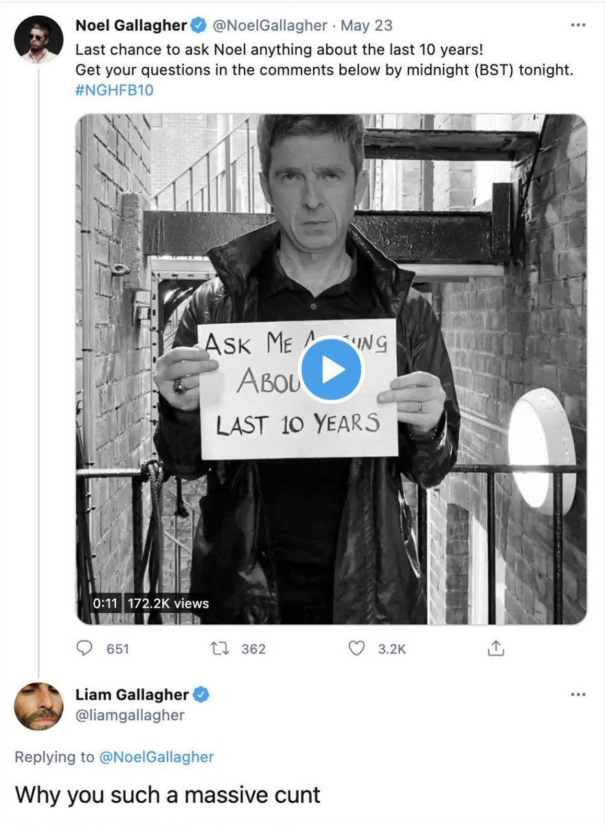 rkidharry's tweet image. who here remembers when all we had was these kind of interactions between liam and noel? 😭 we’ve come SO far