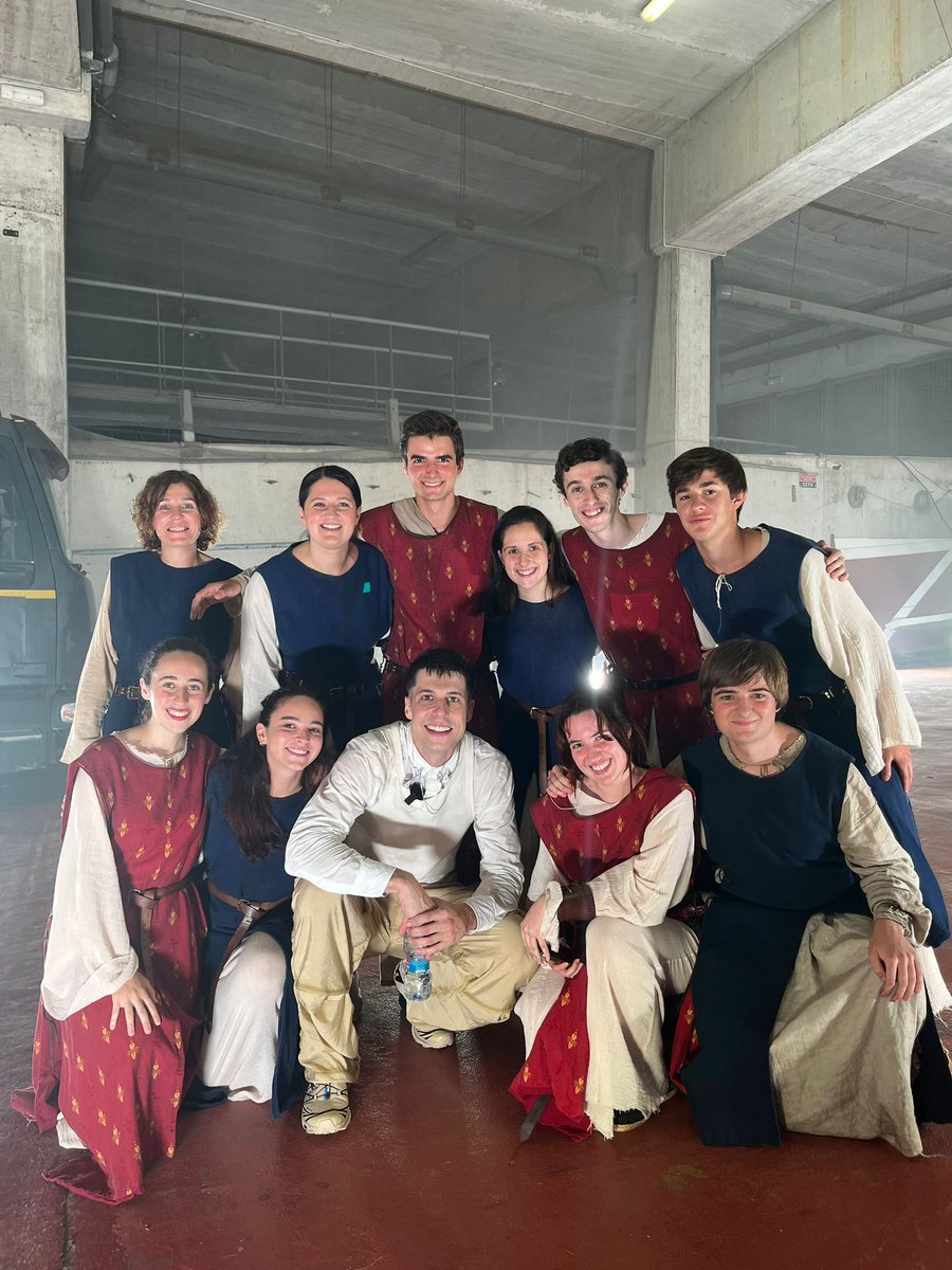 ✨Argazki bat eta oroimenerako kontzertu bat. Eskerrik asko <a href="/zetak_org/">ZETAK</a>  Donostiako Orfeoian pentsatzeagatik Ilunben egingo den 'Mitoaroa' birarako.

✨Una fotografia y un concierto para el recuerdo. Gracias <a href="/zetak_org/">ZETAK</a> por contar con el Orfeón Donostiarra para la gira 'Mitoaroa'