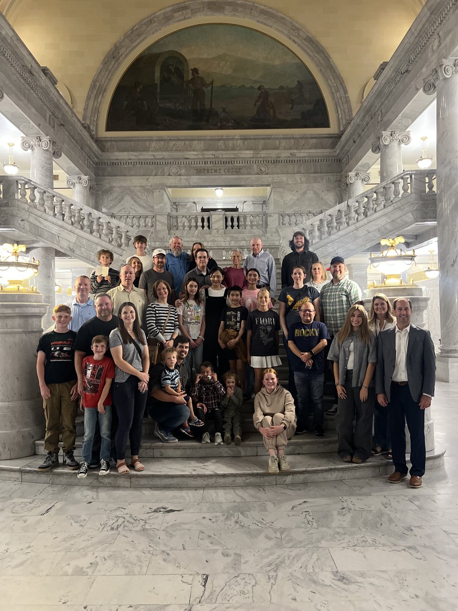 RepWhyte's tweet image. Another great Family Night at the Capitol requested by a neighborhood group from our House District 63. If your community, church or civic group is interested in joining me at the Capitol for an exclusive behind-the-scenes tour, please reach out. I’d love to host you.
