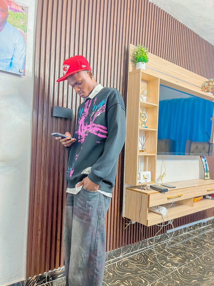 waris12057's tweet image. Leveling up every year 🚀🖤🥷