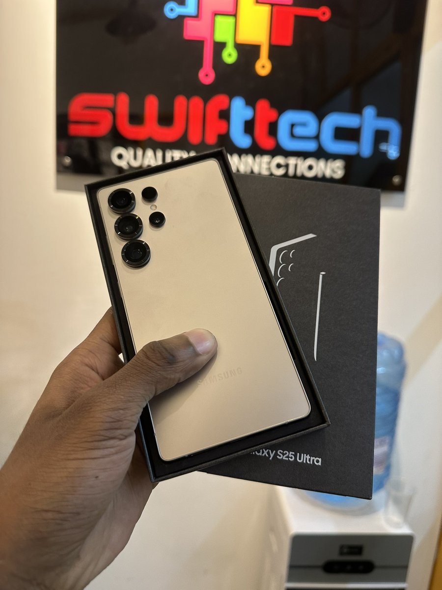 swifttech0's tweet image. Samsung Galaxy S25 Ultra 12/256Gb ksh 105,000/=