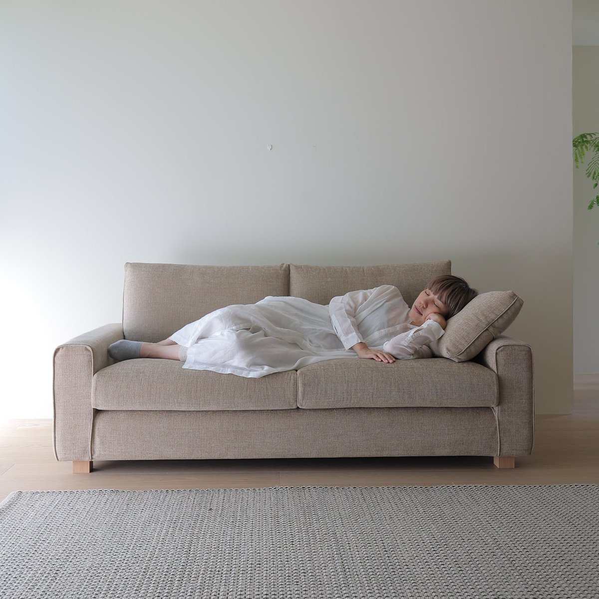 NOYES ソファ Volster Sofa 2人がけ グレー NOYES 2人掛けソファ Volster