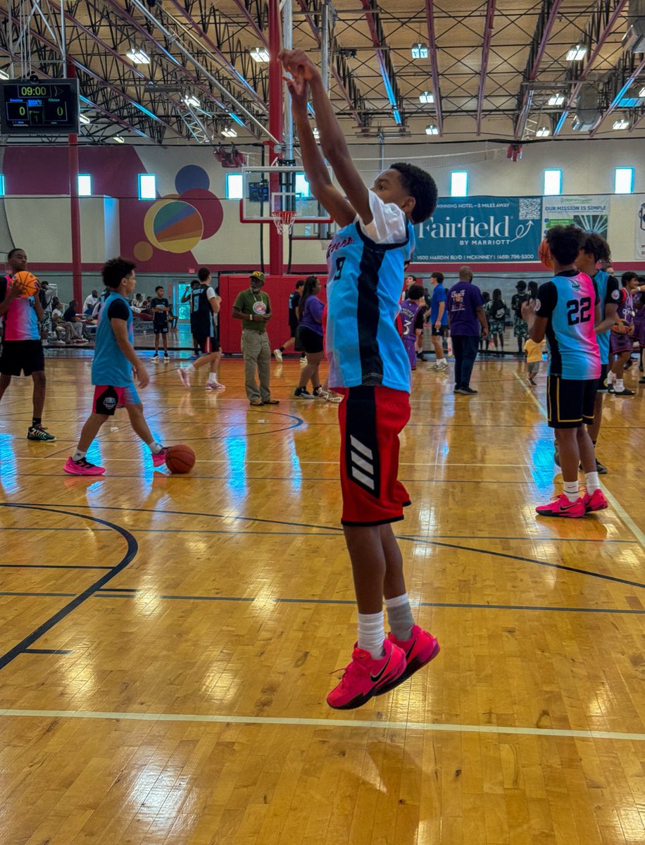 Noah15Solomon's tweet photo. #Noah #shootingguard #basketball #allen #allenisd #allenbasketball #classof2030 @AllenEagleBball https://t.co/OdN8kbpOmA