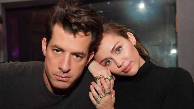 BuzzingPop's tweet image. Mark Ronson reveals that he and Miley Cyrus are working on some new music together.