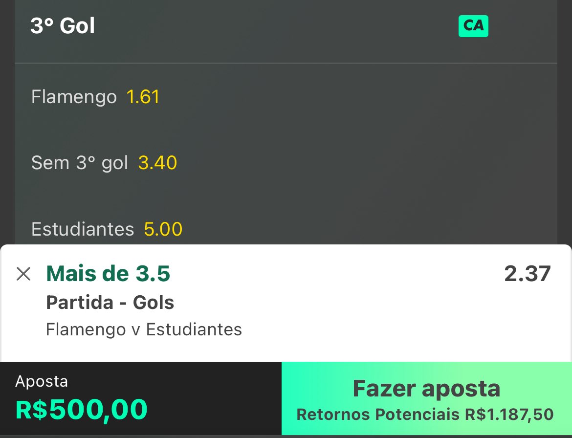 umdoiscash's tweet photo. Dinheiro no chão! https://t.co/tdrAqm6Q42