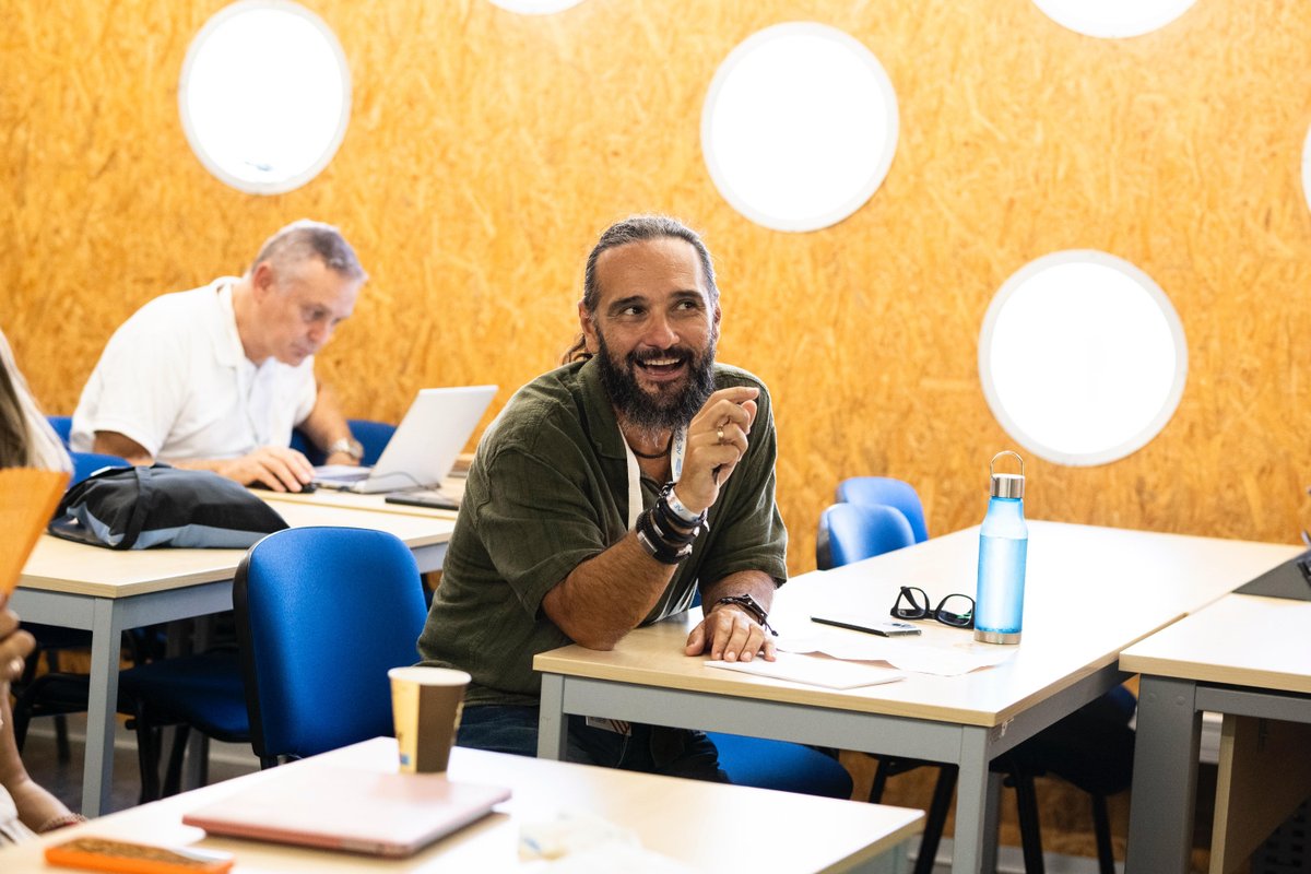 Más sesiones de la tarde del jueves en #AEMARK25🗣️