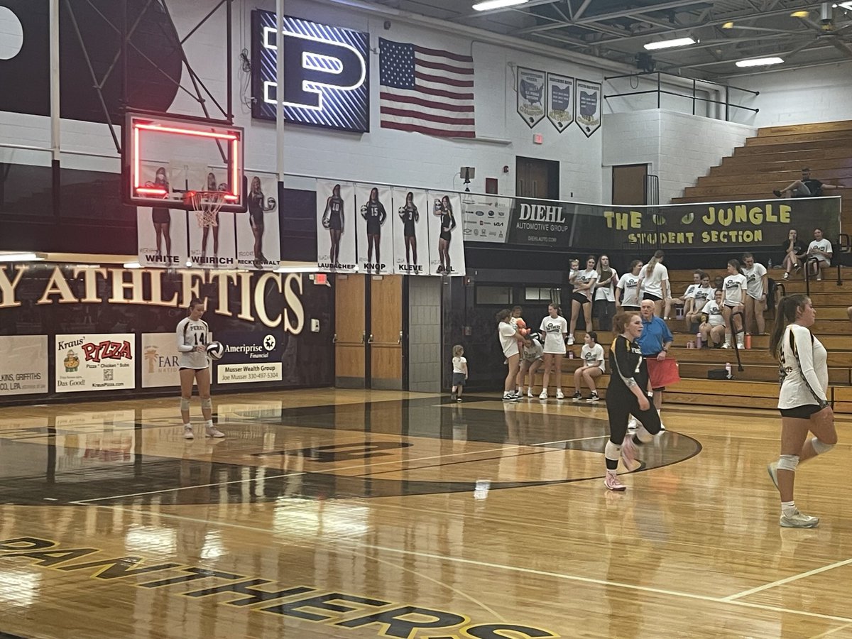 PerryAthletics's tweet image. Volleyball Final:
Perry 3
Green 2
#flcscores

Go Perry!