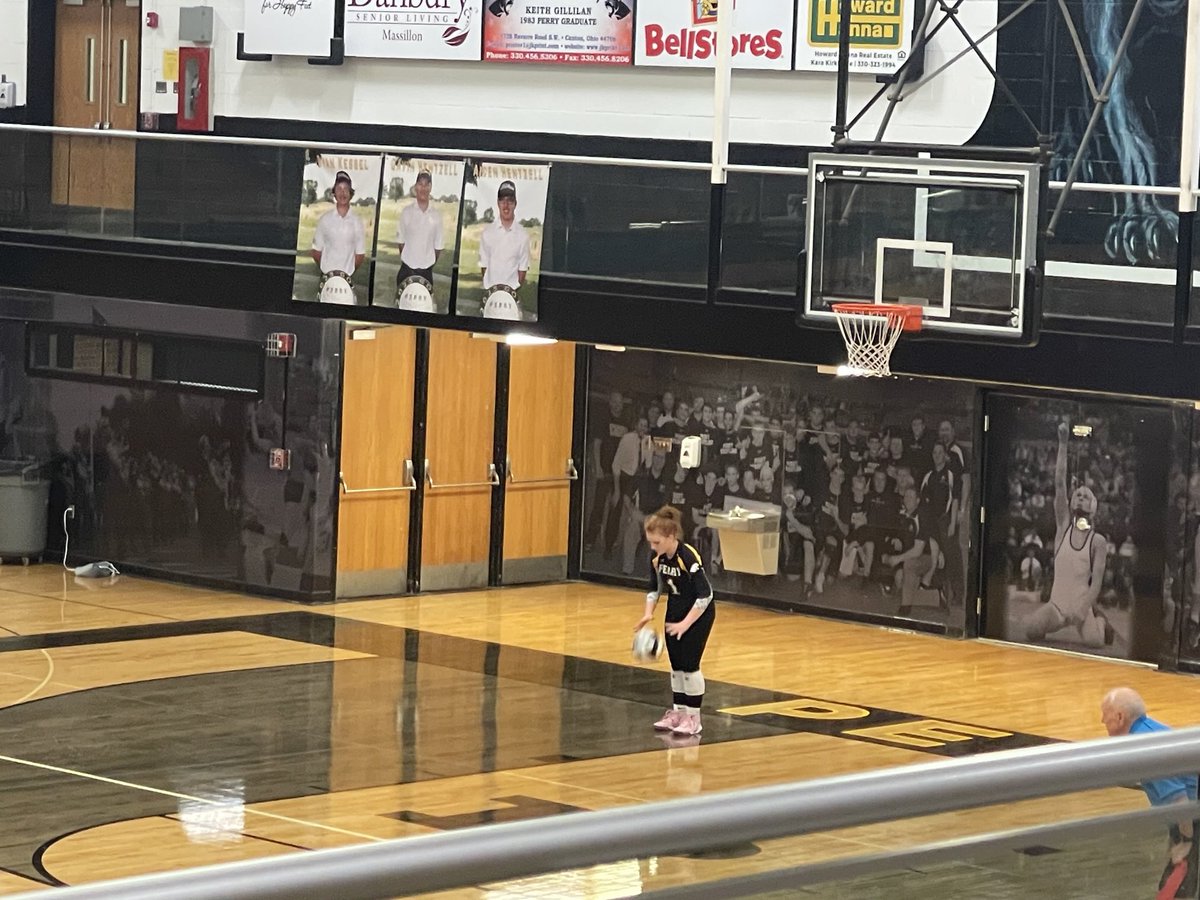 PerryAthletics's tweet image. Volleyball Final:
Perry 3
Green 2
#flcscores

Go Perry!