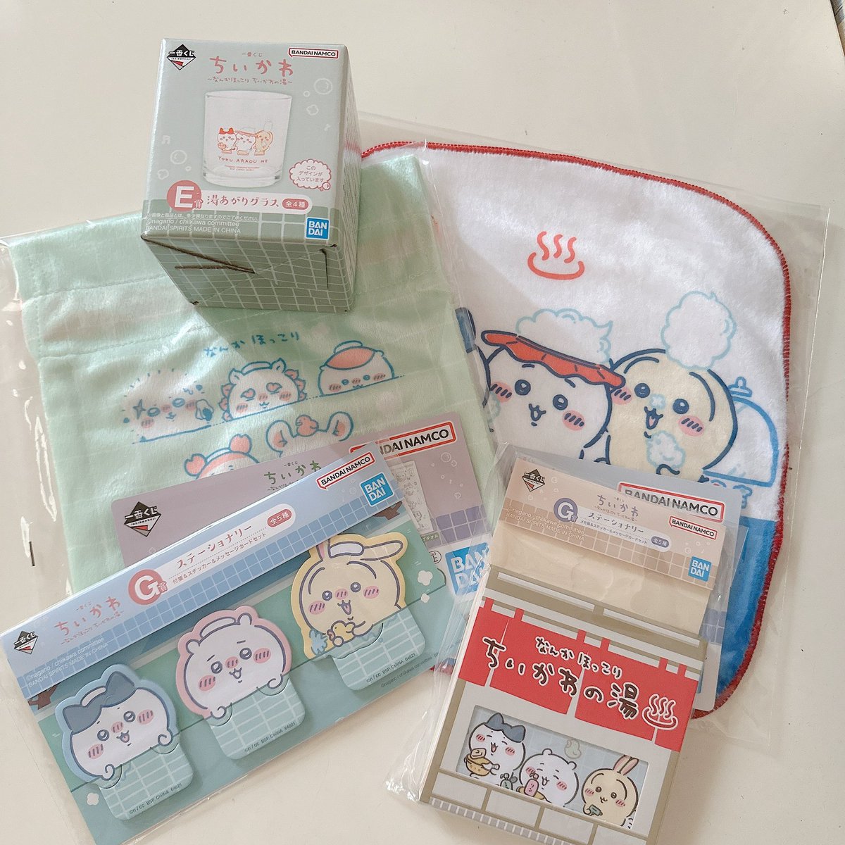 ちいかわ一番くじ無事ひいてきました！
お一人様5回までだったのでまずは5回✨️
E勝の湯上りグラスねらってたので当たって嬉しい😆
#ちいかわ一番くじ