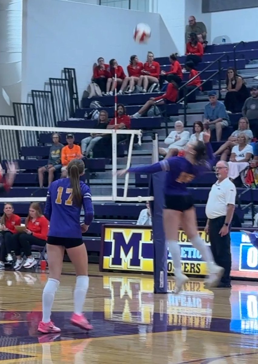 SagesAthletics's tweet image. Homecoming Week Volleyball! 🏐
Monticello vs. Mt. Zion 

The Sages (9-5) take down the Braves (11-6) in straight sets, 25-20, 25-15 — and sweep all three levels for a big Homecoming week win! 💜💛 #GoSages