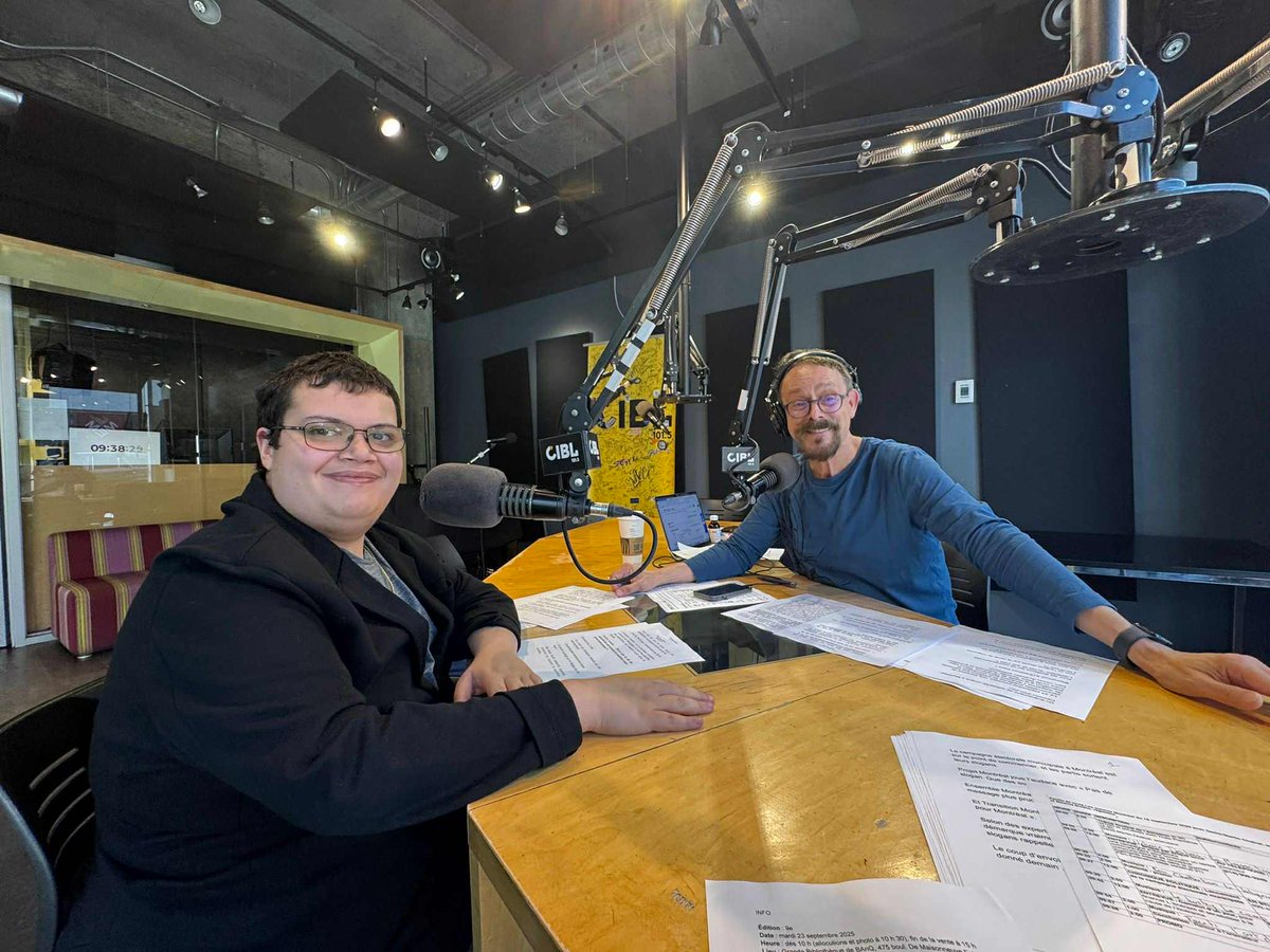 BenoitKhez's tweet image. En direct des studios de CIBL 101,5 FM pour ma chronique politique ce matin.
Un vrai plaisir d’échanger sur l’actualité municipale et les grands enjeux qui touchent les Montréalais.

Merci à Denis-Martin Chabot et à toute l’équipe pour l’accueil 📷

#CIBL #Chronique #Montréal
