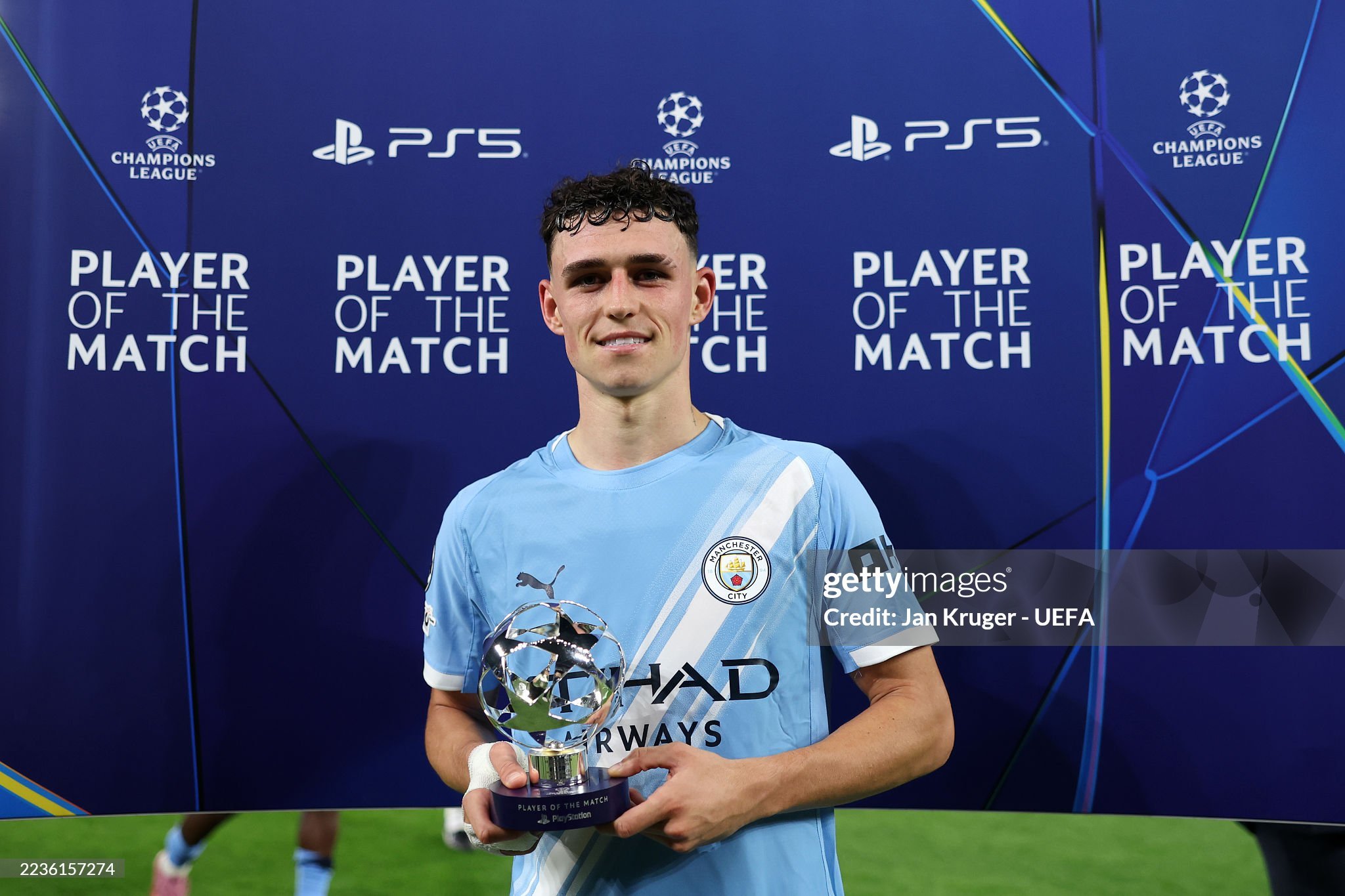 希少】1976年マンチェスターシティvs日本代表ゲーム記念ペナント