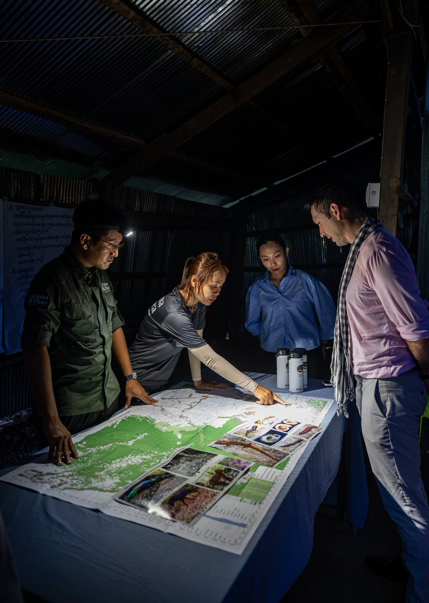 DomWUK's tweet photo. Thank you to @FaunaFloraInt for hosting us in Battambang at their bat conservation project, which supports local communities to increase their income.

Proud this work is supported by #UKAID @DefraGovUK ‘s Darwin Initiative. https://t.co/rNqzIS4qy7