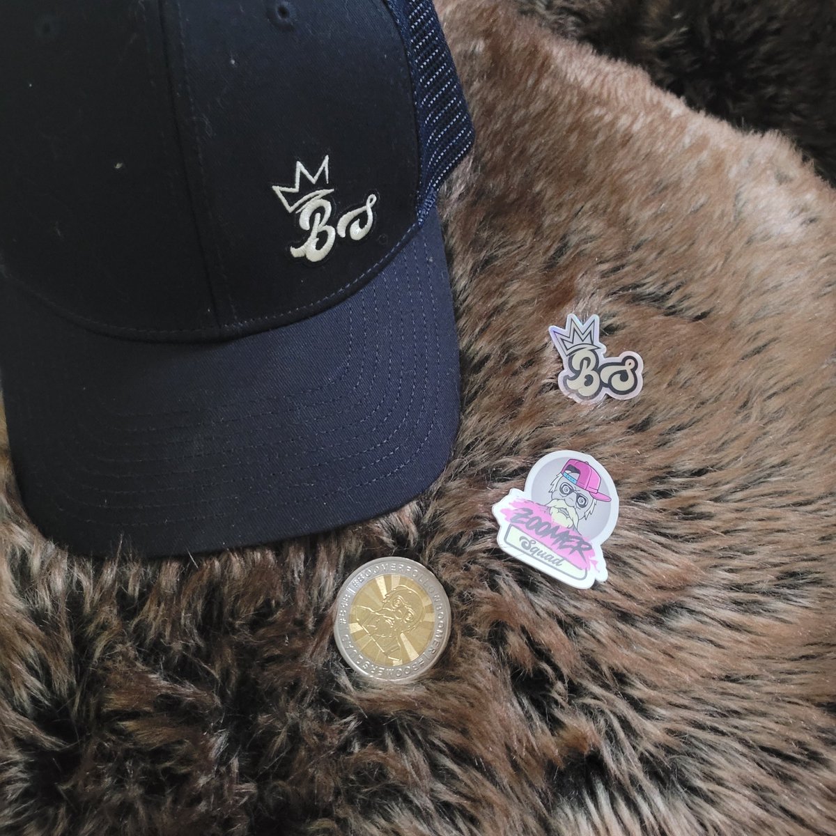 My Free <a href="/BoomerSquadNFT1/">BoomerSquad & PUUSH</a> swag for following a couple simple directions showed up. ❤️ 
Big thanks <a href="/ElderKarl68/">ElderKarl</a> &amp; team for choosing quality