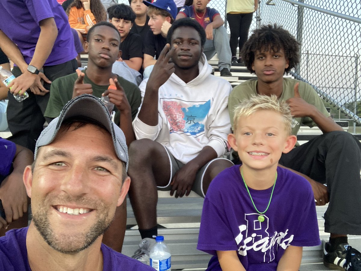 Fun night cheering on <a href="/BDBoysSoccer/">Ben Davis Highschool Boys Soccer</a> against #1 ranked Brownsburg! Coming away with a Tie is still great work gentleman! Moving into Top 25 in no time! 👀

Track 800 Stud Sr K Adeyemi with a goal in 2nd half!

<a href="/GiantAthletics/">Ben Davis Giants</a> <a href="/BenDavisHS/">Ben Davis High School</a> <a href="/WayneTwpSuper/">Dr. Jeff Butts</a> <a href="/BDtrack/">Mike Davidson</a>