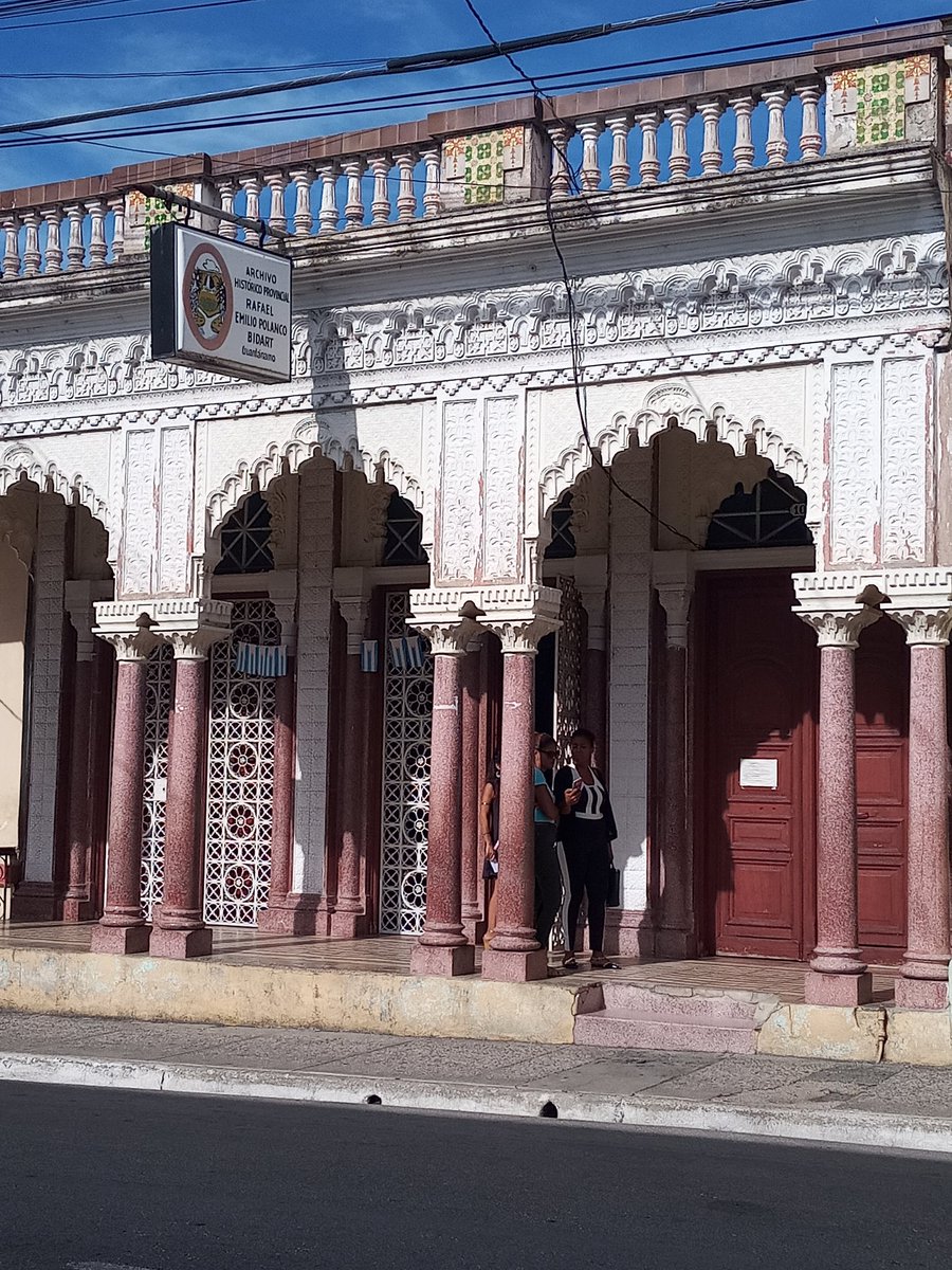ArandaCreagh's tweet photo. Diputados de #Guantánamo visitamos el Archivo Histórico Provincial como parte de las acciones que aseguran la rendición de cuentas del CITMA a la Asamblea Nacional del Poder Popular. Compromiso y desvelo de su colectivo destacan por preservar la memoria histórica. #Cuba https://t.co/9BWrRpU6fc