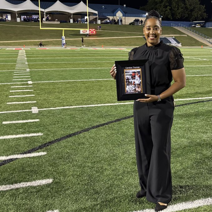 McLennanSports's tweet photo. Congratulations to Women’s Basketball Head Coach Candice Thomas on her induction into the Waco ISD Hall of Fame tonight! Thomas has an outstanding high school career as a University Trojan.

#ContinuingTheLegacy https://t.co/mZQGiWmFGB