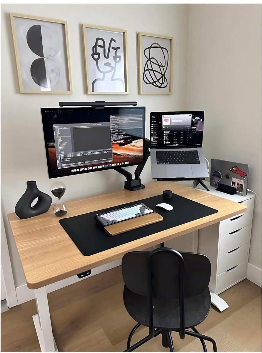 ChefDrStrange1's tweet image. A strong desk is where hard work begins.
#desksetup #deskgoals #desk #DeskDecor #workspace

653080403