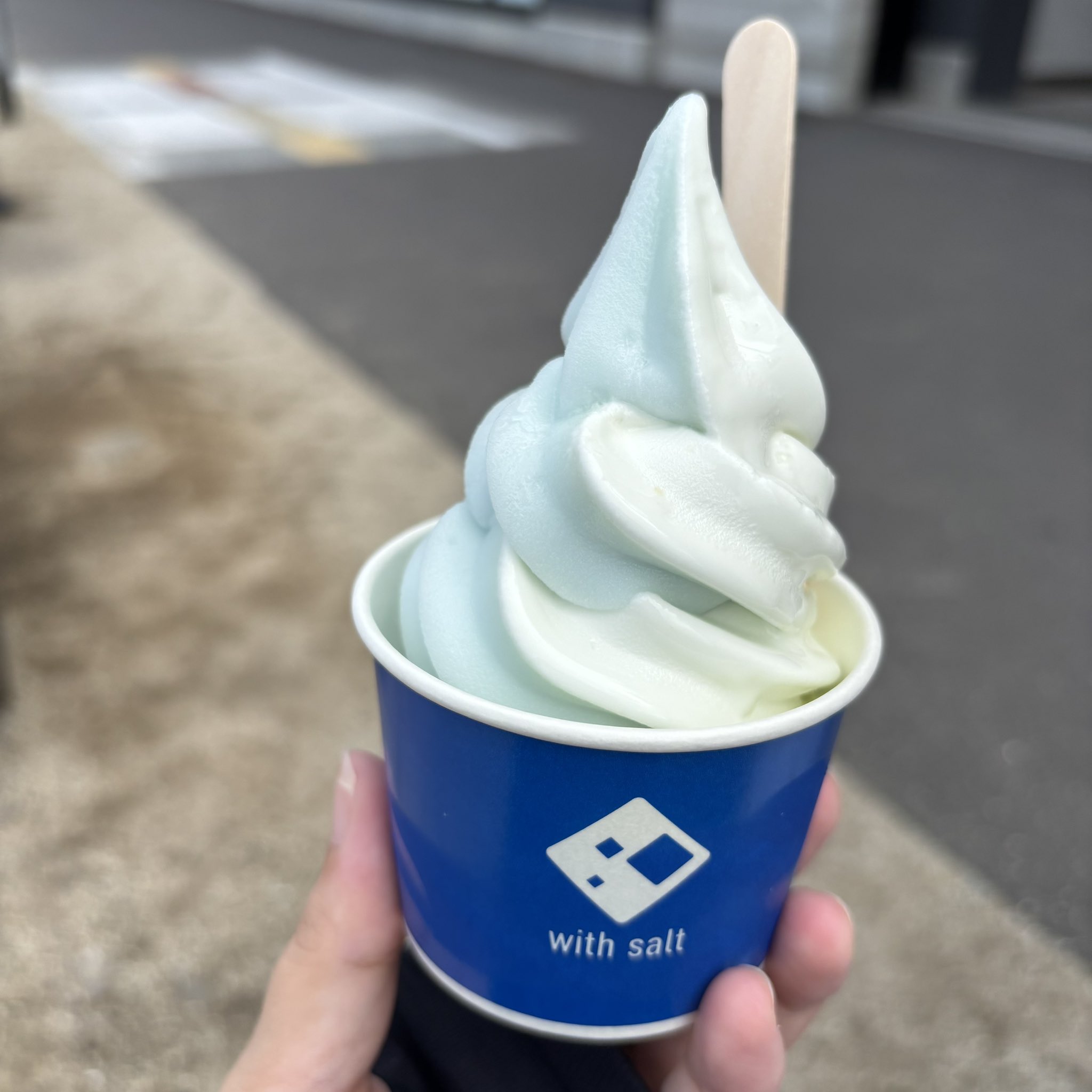 そふとくりーむ F's1089の8月の営業日のお知らせ 営業時間 11時から18時 お盆は
