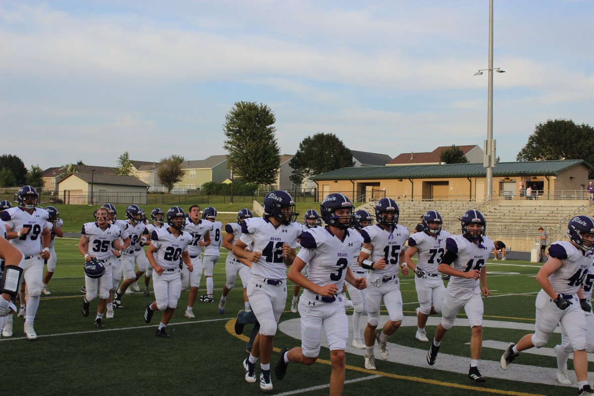 Got some Blair Bears that stood out in their Week 3 matchup against Gretna 

Check them out!

<a href="/BaughmanBlaise/">Blaise Baughman</a> <a href="/tytessendorf/">Ty Tessendorf</a> <a href="/nate_murr24/">NATHAN MURRAY</a> <a href="/GriffinRoster22/">Griffin Rosterman</a> 

Read: prepredzone.com/2025/09/przne-…