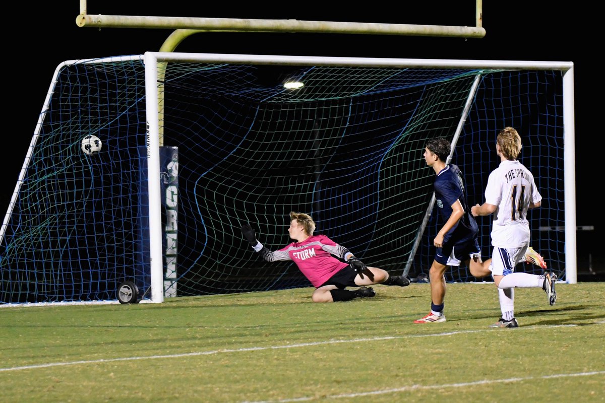 777Lambster's tweet photo. @G_L_ATHLETICS @G_L_MSOCCER Not sure which of his two tonight was the 13th, but here they are. 

Congrats! 🐊⚽ https://t.co/5nG6vZBwbO