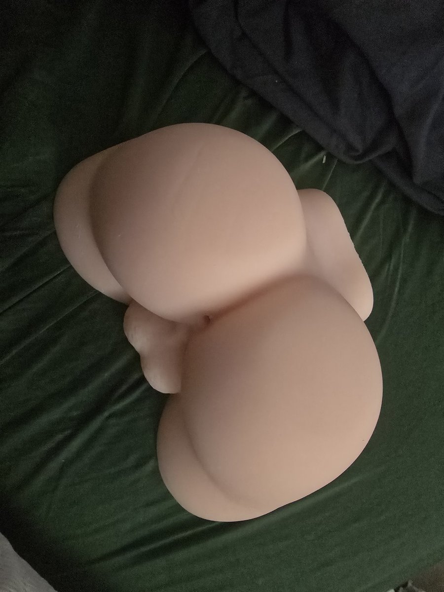 JackRiley88's tweet photo. Got a new toy. Who wants to see me use it for the first time? #gay #bi #adult #gaycontent #bicontent #adultcontent #adultsonly https://t.co/UbPsZHT3na