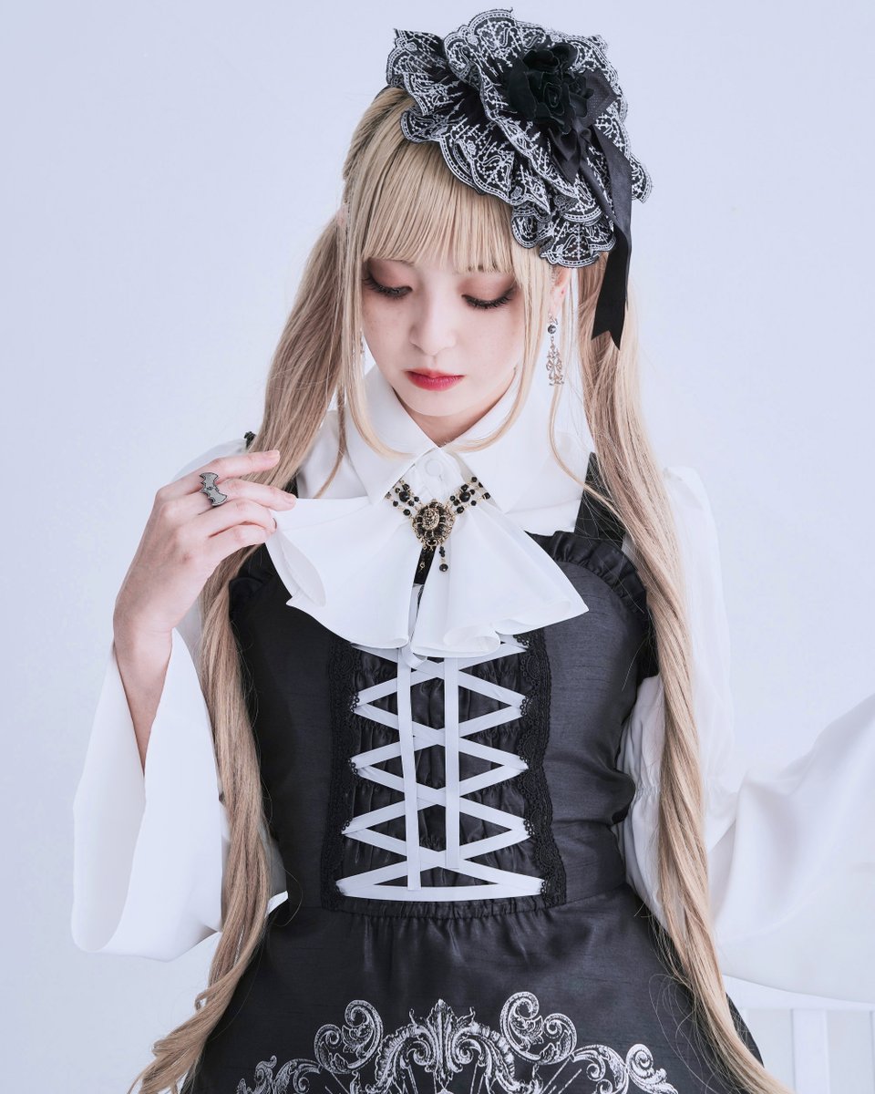 モワメームモワティエ　ケープ モワーメームモワティエラビットファーケープMoi-même-moitié