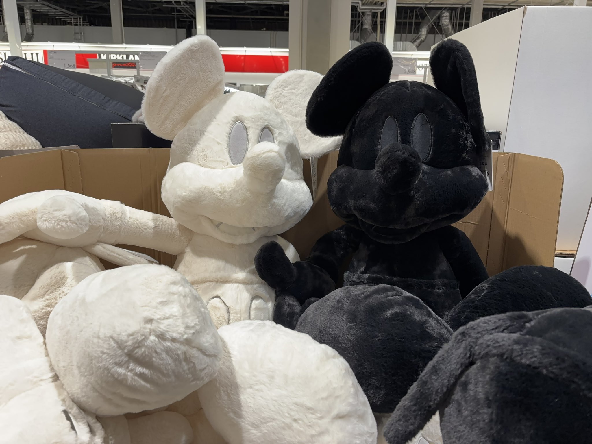コストコ　ミッキー ぬいぐるみ　ブラック　約100cm コストコ ミッキー ぬいぐるみ ブラック ビッグサイズ