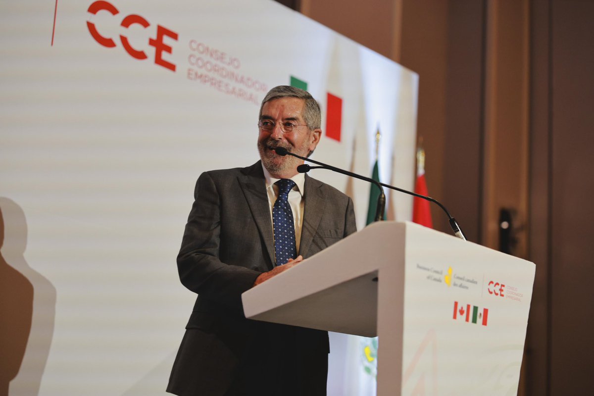 📸 En representación de la presidenta Claudia Sheinbaum Pardo, el canciller Juan Ramón de la Fuente participó en la reunión en honor al primer ministro de Canadá (<a href="/CanadianPM/">Prime Minister of Canada</a>), <a href="/MarkJCarney/">Mark Carney</a>, con más de 200 empresarias y empresarios de ambos países. 

Durante el encuentro,