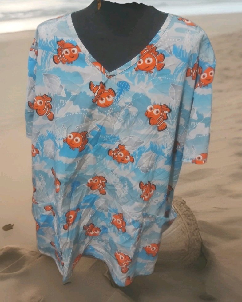 Amazingthrifts's tweet image. Check out #FindingNemo Women’s #Scrub Top - Size 2XL Pixar ebay.us/m/4QseL9 #eBay via @eBay