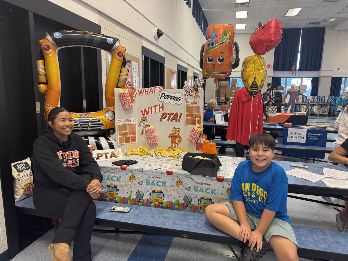 Perfect evening to highlight our staff and community partners! NDE BTSN NIGHT 2025 #ROARwithPurpose #2025BTSN <a href="/LJaime13/">Luis A. Jaime</a>