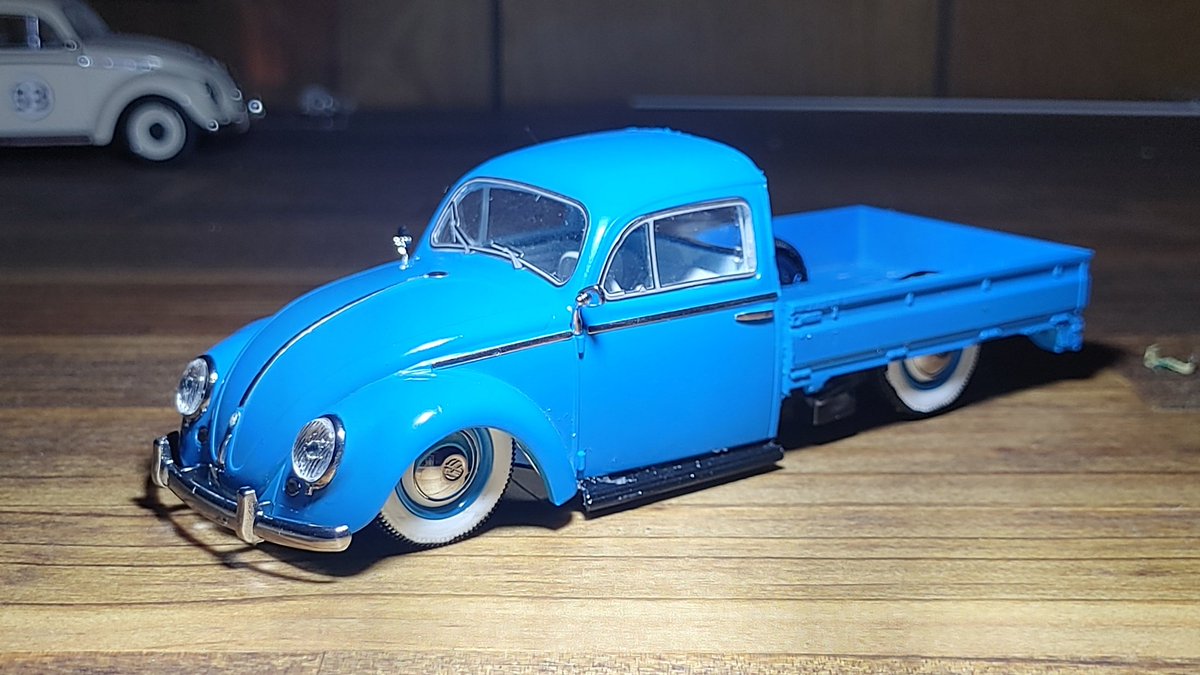 Puramo_Haizin's tweet photo. #2wbugfinish
フォルクスワーゲン ビートラック
ビートルをトラック化しローダウン改造。
荷台は楽プラの軽トラから
実際に存在してそうな雰囲気をまとったビートルです! https://t.co/Y4FHCAHNVw