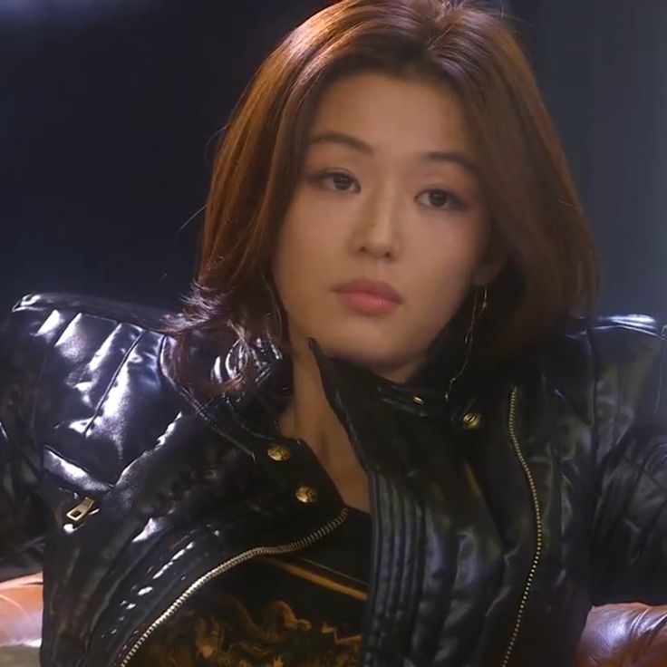 forjjhonly's tweet photo. INSANE DRAMA RUN. with just 4 dramas in 12 years she's the highest paid actress and the queen of kdrama #junjihyun https://t.co/6nYMIxtWhQ