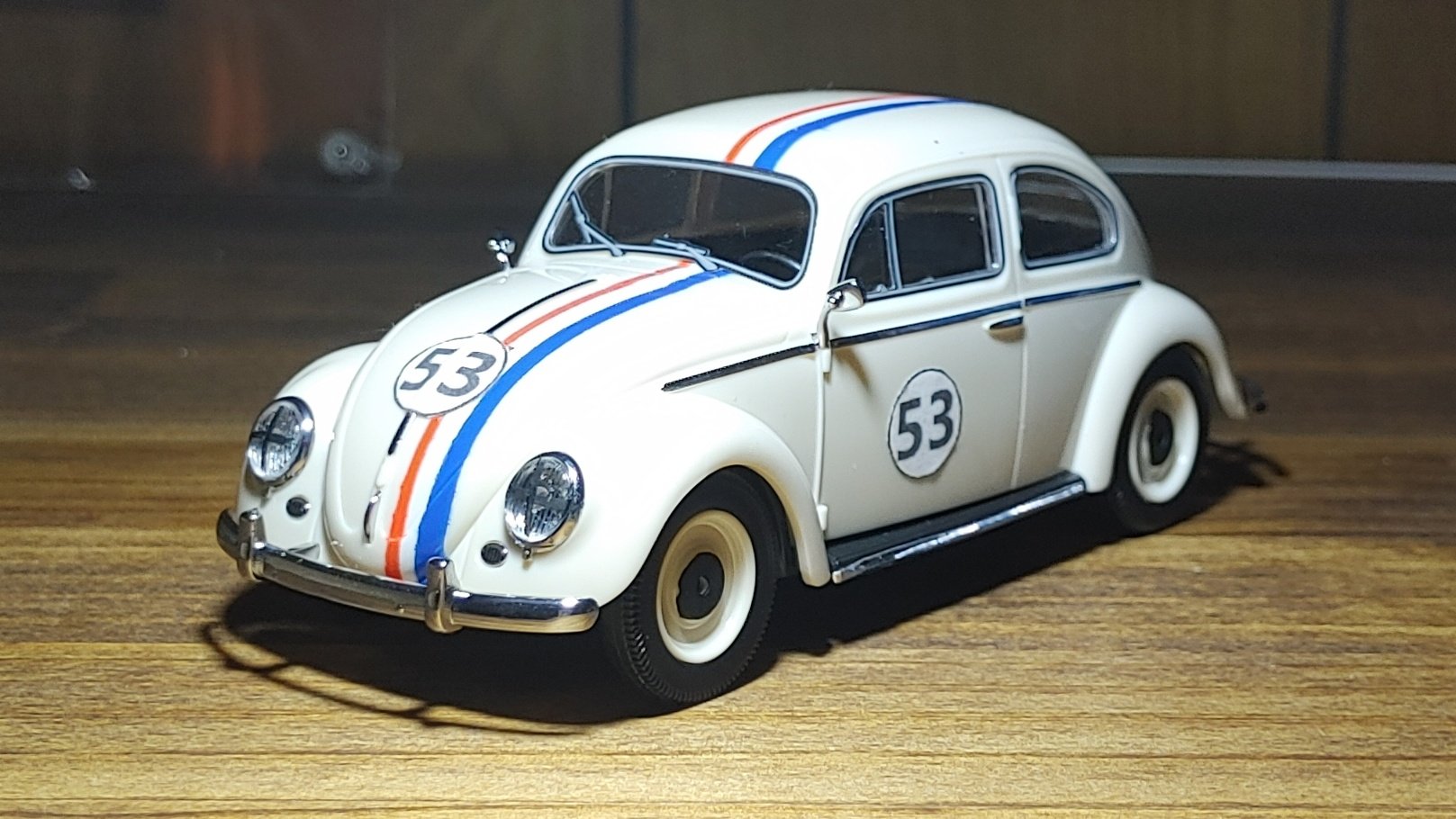 フォルクスワーゲン＊ビートル ＊七宝製ロゴ＊ 1941年パールハーバー角モデル フォルクスワーゲン＊ビートル ＊七宝製ロゴ＊ 1941年パール