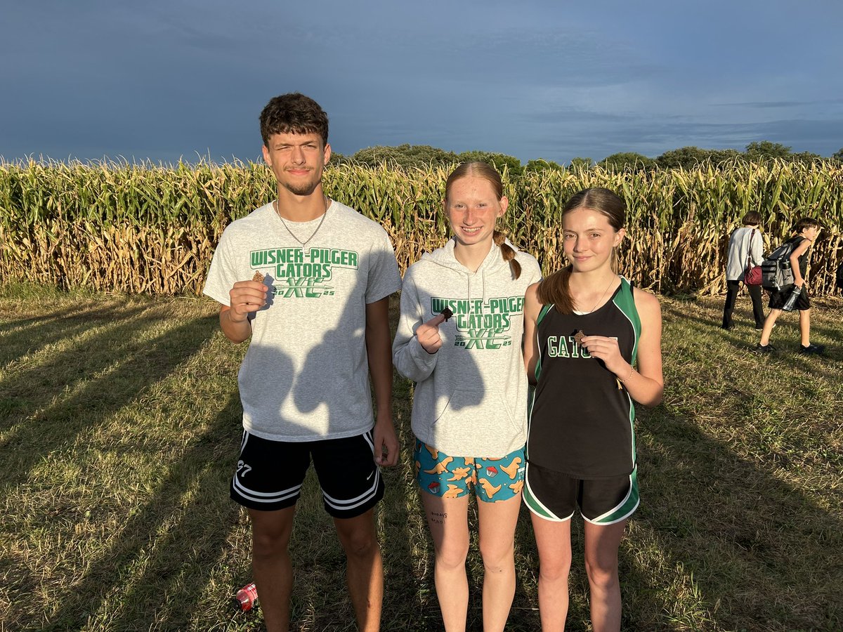 wpxctf's tweet photo. Week after week, this team impresses me with their efforts! Medalists from Columbus Scotus: Sylas D. 11th, Brenna S. 15th, Hayleigh S. 10th (JH). https://t.co/DJ0iQDi9DZ