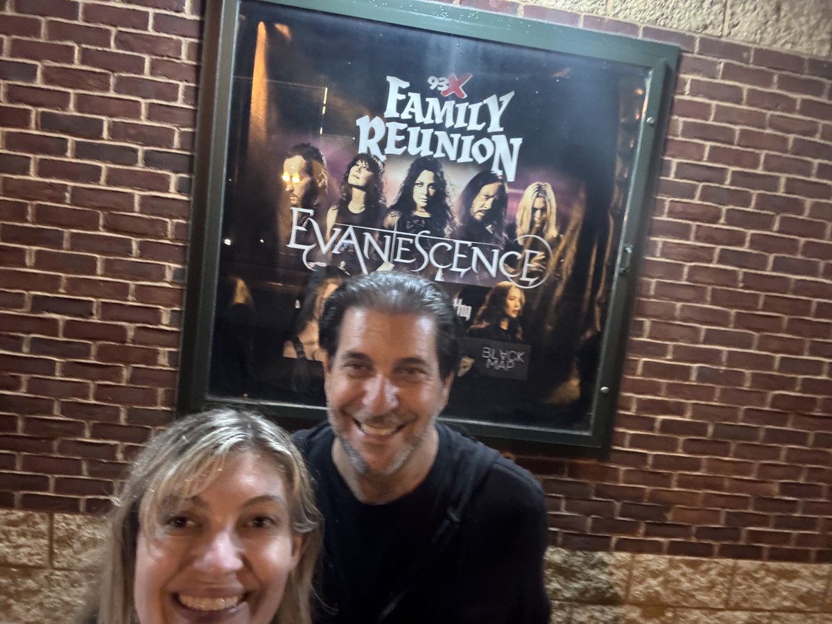 shunpiker65's tweet photo. Greetings from St. Paul! Ready for ⁦@evanescence⁩ tomorrow night ⁦@XcelEnergyCtr⁩ ⁦@grandcasinoMN⁩ 🤘🏻😎

⁦@AmyLeeEV⁩ ⁦@EmmaAnzai⁩ ⁦@WillFnHunt⁩ ⁦@Tim_McCord⁩ ⁦@Troy__McLawhorn⁩ 

⁦@MrsTimMcCord⁩ https://t.co/DaVO44i4tg