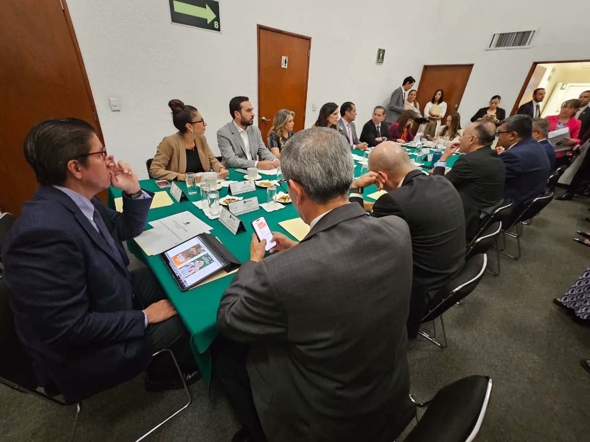 Rodolfo González Valderrama tweet media