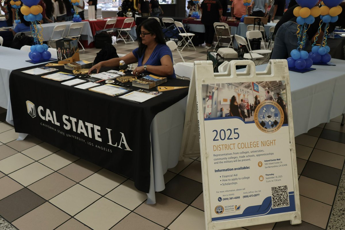 SBCityUSD's tweet image. College Night at Inland Center Mall was a huge success! Our SBCUSD students showed up with curiosity, drive and a clear vision for their futures. Their brilliance is paying off — they are college bound, and we couldn’t be prouder. 🎓💫
#SBCUSDShines #CollegeBound #FutureIsBright