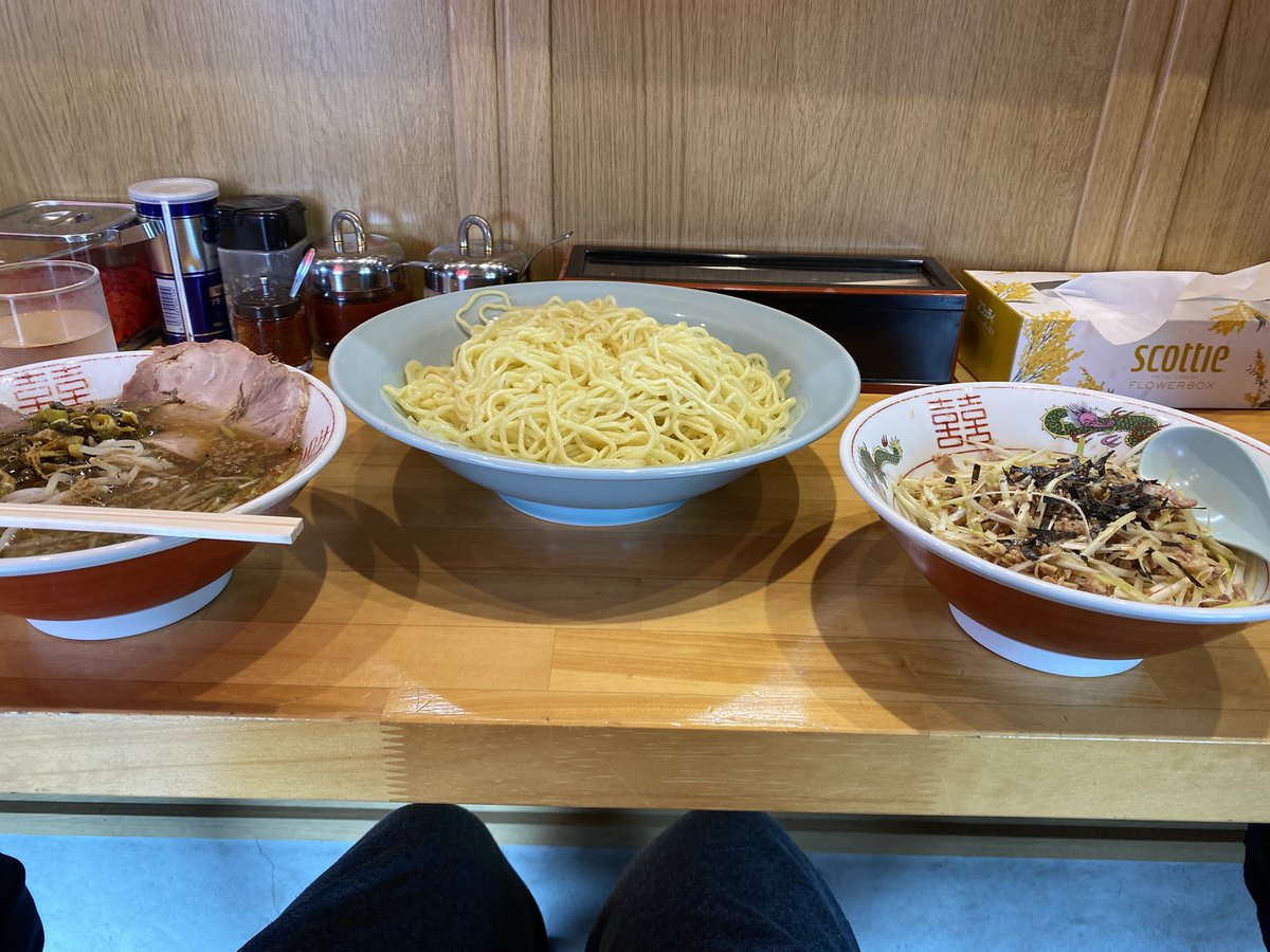 やっとご飯🍚
腹減りすぎて頼みすぎた🤣