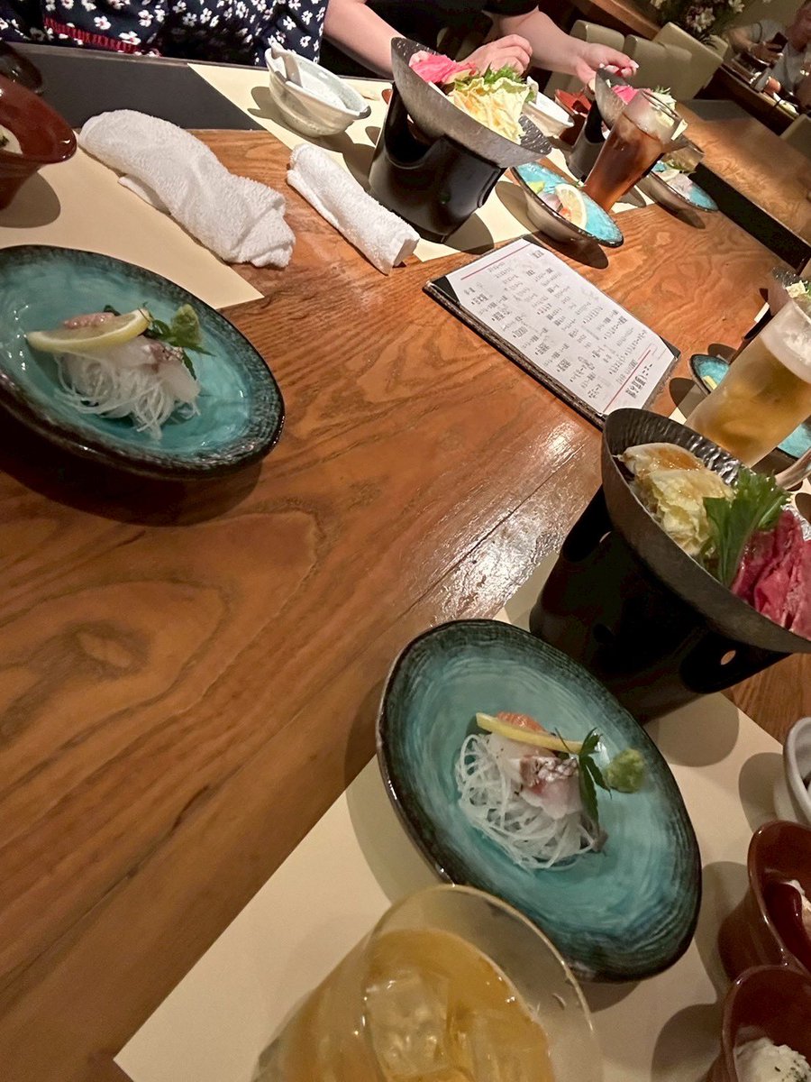 IPJ_kwansei's tweet photo. 9/4に神戸合同法律事務所を訪問し、関学法学部出身である相原健吾先生のご協力を得て伝聞証拠について勉強会を行いました📚
学生間の事前学習で生じた問題意識について相原先生にご意見を伺いました。弁護士ならではの考え方や、実務上の問題点など様々な知見を得られ、大変有意義な時間となりました✨ https://t.co/BzeQmNXooP